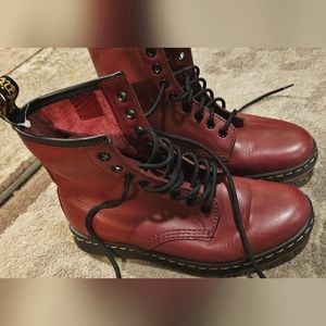 Dr. Martens Newton sz 6